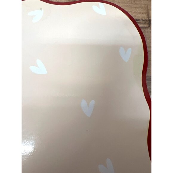 Decorative Heart Print Place Mat with Scalloped Red Border - Picture 2 of 2